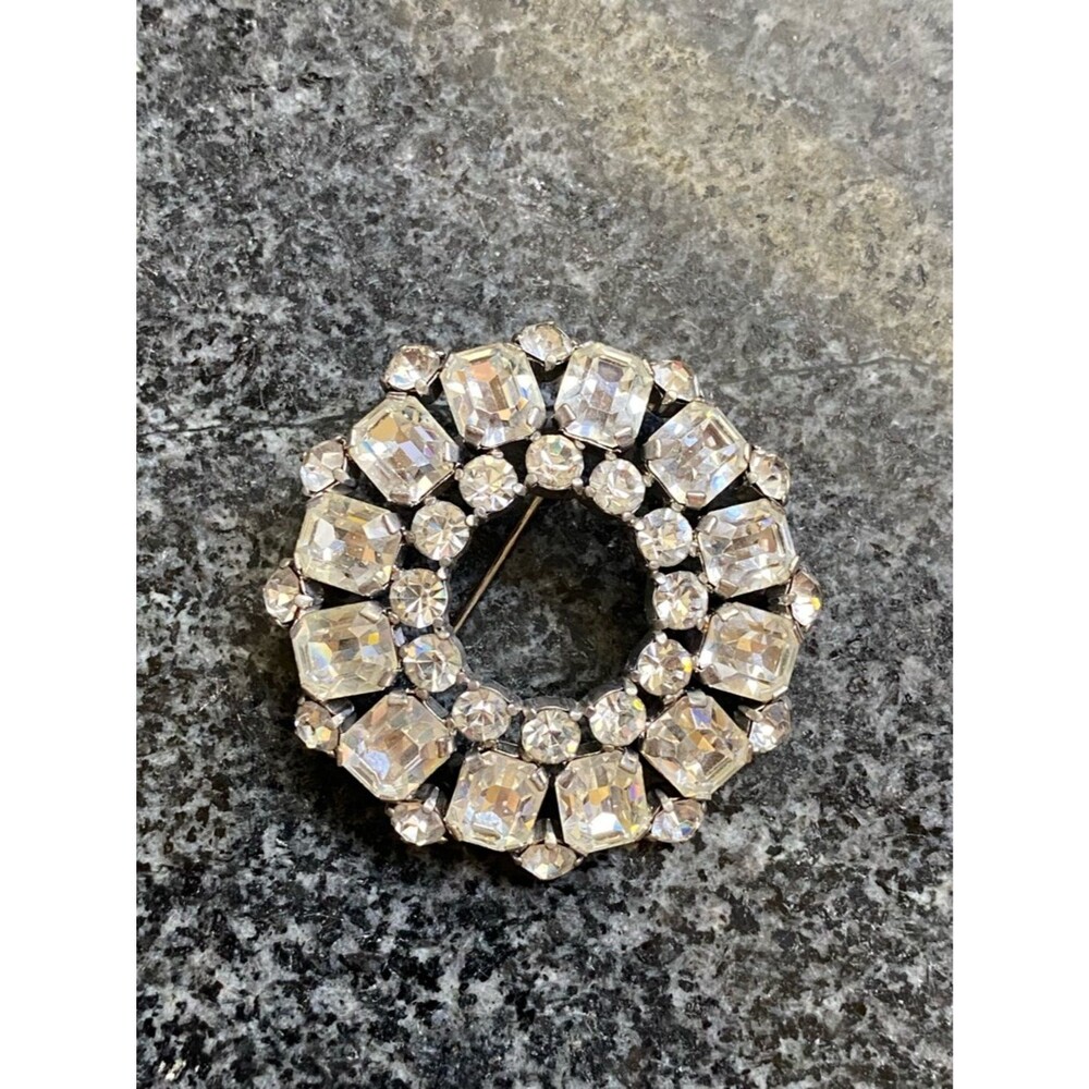 Vintage Clear Crystal Wreath Brooch - Unbranded